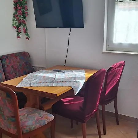 Apartmenthaus Rab Town