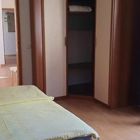 Apartmenthaus * Rab Town
