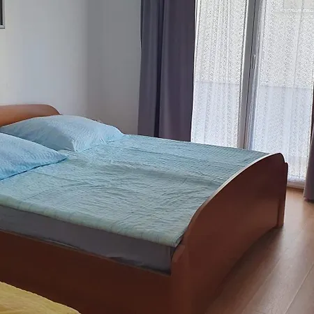 Apartmenthaus Apartment Rab Town