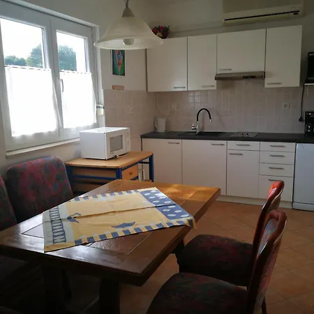 Apartmenthaus Rab Town